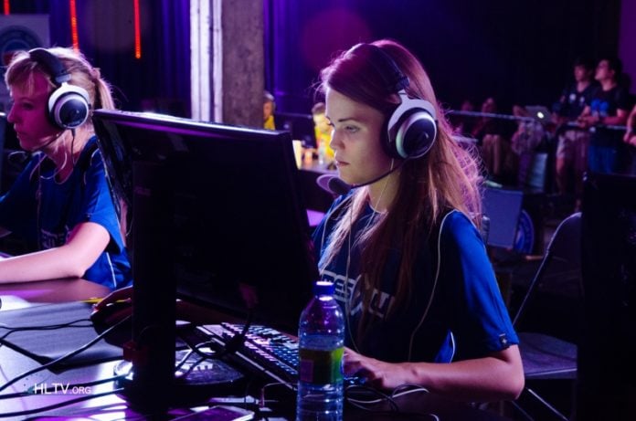StarLadder Kız CS:GO Turnuvası