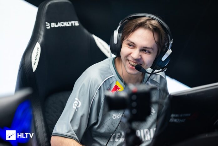 spirit-falconsi-devirerek-blast-open-porto-finalin