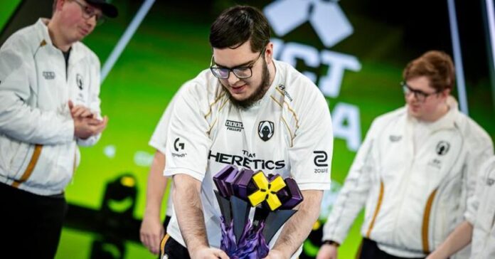 team-hereticste-yaprak-dokumu-suruyor-koshmaras-il