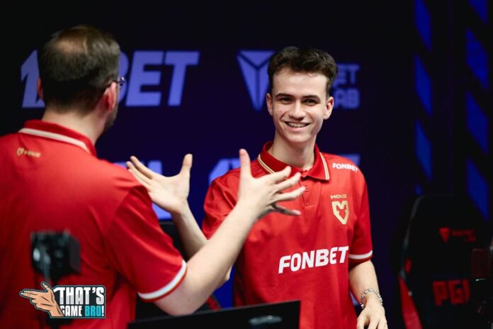 mouz-vitalityyi-2-0-gecerek-pgl-bukreste-3-oldu MOUZ Vitality'yi 2-0 Geçerek PGL Bükreş'te 3. Oldu