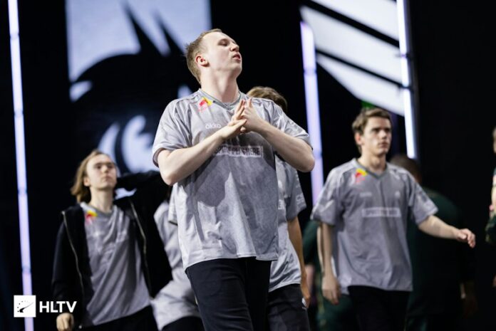Spirit Falcons'ı 2-0 Devirdi: EPL S24 Yarı Finalinde
